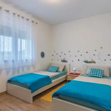 Holiday home 3 Bedroom Awesome In *