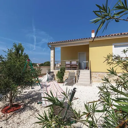 3 Bedroom Awesome In